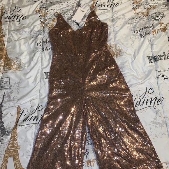 Sequin copper jumpsuit - Picture 4 of 6